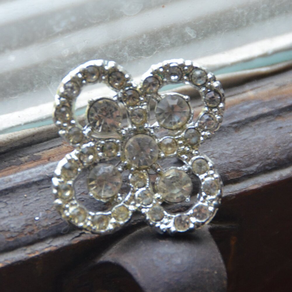 antique silver tone rhinestone pot metal four leaf clover brooch pin